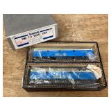 Great Northern EMD A+ B Locomotives NIB Tenshodo