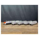 (5) Amtrak Locomotive + Passenger Cars Lionel