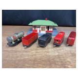 (6) Rail Cars + Station Marx
