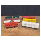 (6) Rail Cars + Cabooses Lionel