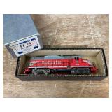 Burlington GP-20 Switcher Locomotive NIB Tenshodo