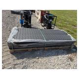 SDLANCH 4’ x 8’ Rubber Mat