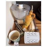 Assorted Kitchen Items