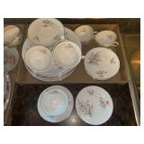 Floral Patterned Dinnerware Set