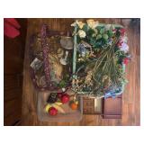 Assorted Home Decor Items