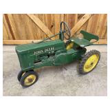 John Deere 60 Pedal Tractor Eska