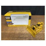 1/50 Caterpillar D11R Crawler NIB Norscot