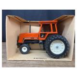 1/16 Deutz-Allis 8030 NIB Ertl