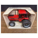 1/16 IH 5488 NIB Ertl