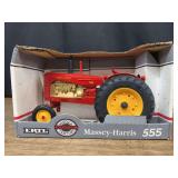 1/16 MH 555 NIB Ertl