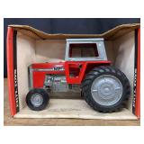 1/16 MF 590 NIB Ertl