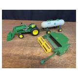 (3) 1/16 John Deere Tractor + Implements