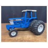 1/12 Ford TW-15 Ertl