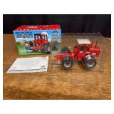 1/32 MF 1500 2004 NFTS NIB Ertl