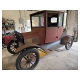 1915 Ford Model T Coupe
