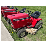 International Cub Cadet 1282
