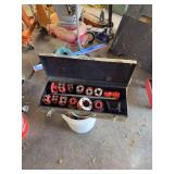 Pipe Threading Device