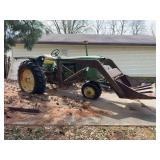John Deere 3010 with Loader - T28829