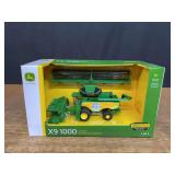 1/64 John Deere X9 1000 Busch Light Combine NIB Ertl