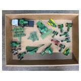 (18) 1/64 John Deere