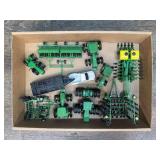 (10) 1/64 John Deere