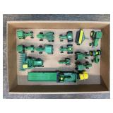 (15) 1/64 John Deere