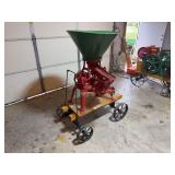 Maple Leaf Jr. Grain Grinder