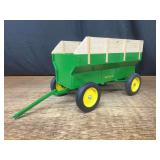 1/8 John Deere Flare Box Wagon Customized