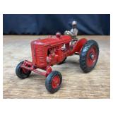 1/16 Farmall A Arcade