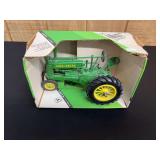1/16 John Deere A Ertl