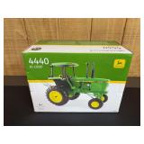 1/16 John Deere 4440 Hi-Crop Two Cylinder NIB Ertl