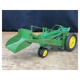 1/16 John Deere 60 w/Loader Ertl