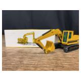 1/50 Caterpillar 215 Excavator NIB NZG