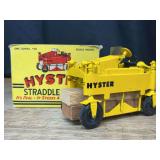 Hyster Straddle Truck NIB Druge