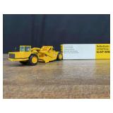 1/50 Caterpillar 615 Scraper NIB NZG