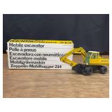 1/50 Zeppelin 214 Wheeled Excavator NIB Conrad
