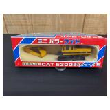 1/48 Caterpillar E300B Excavator NIB Shinsei