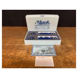 1/64 Mack Heritage Series Semis Set NIB Penjoy