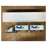1/53 FedEx Semi NIB Tonkin
