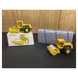 (2) 1/50 Bomag BW213D Rollers NIB Conrad