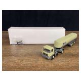 1/50 MAN Mobil Tanker Semi NIB Conrad