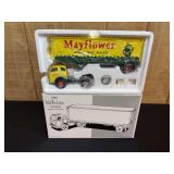 1/34 White 3000 Mayflower Semi NIB 1st Gear