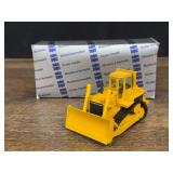 1/50 Caterpillar D6H Crawler NIB Conrad