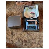 Smith-Corona 2200 Coronamatic Electric Typewriter with Carrying Case