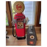 Novelty Gas Pump FM/AM Radio and Cassette Player with Vintage Lunch Box