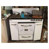 Magic Chef Gas Range Stove