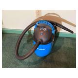 2.5 Gal shop vac