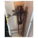 Blacksmith Post Vise with Assorted Metal Stakes