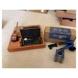 Starrett 657 Magnetic Base and Indicator Set with Dasqua Magnetic Base