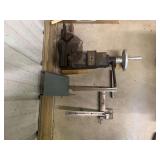 Industrial Milling Machine Vise with Swivel Base and Accessories